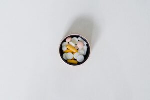 medicijnen in beker