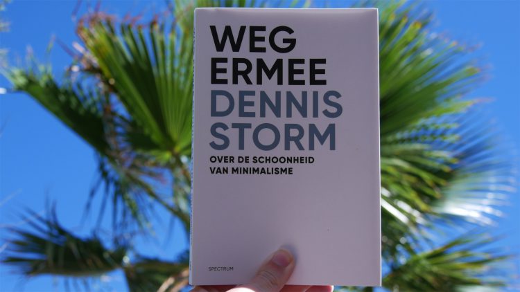 voorkant van het boek Weg ermee van Dennis Storm