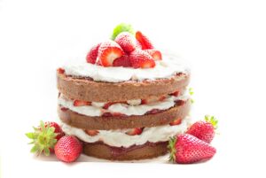 taart met suiker en aardbeien