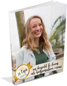cover E-book (PDF): 20 tips om bezield te leven als hoogsensitieve vrouw, door Femke de Grijs