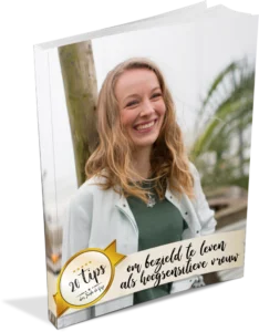 cover E-book (PDF): 20 tips om bezield te leven als hoogsensitieve vrouw, door Femke de Grijs