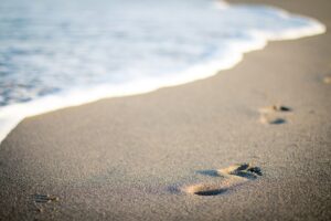 voetstappen in zand