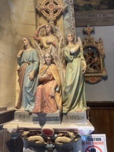 beeld in de Maria Magdalena kerk van Rennes-le-Château