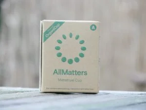 voorkant verpakking menstruatiecup AllMatters