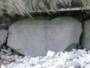 Knowth kerbstone 15