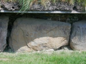 Knowth kerbstone met folfjes