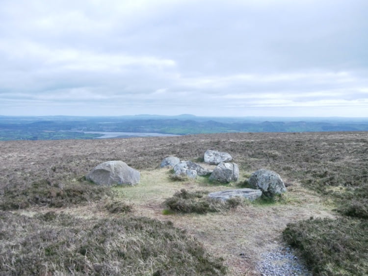 Queen Maeve's cairn stenen