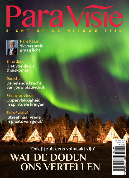 Paravisie Magazine cover oktober 2026: 'Oerlicht De helende kracht van jouw blauwdruk'