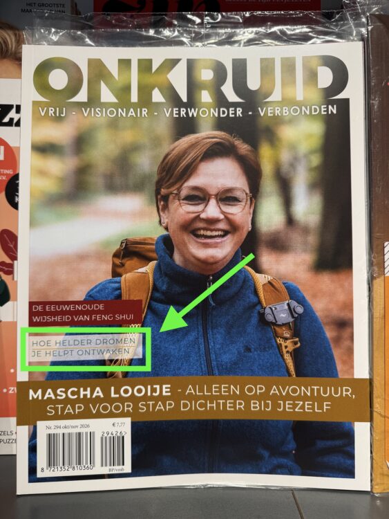 Onkruid Magazine cover 294 oktober-november 2026 met aankondiging van het artikel 'Hoe helder dromen je helpt ontwaken' (door Femke de Grijs), gemarkeerd
